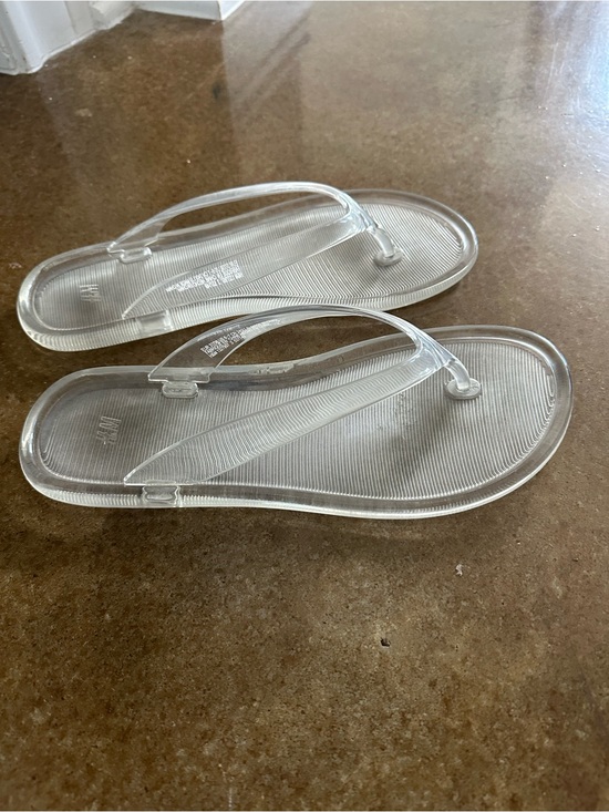 H&M Shoes - H&M Clear Jelly Flip Flop Sandals - Transparent